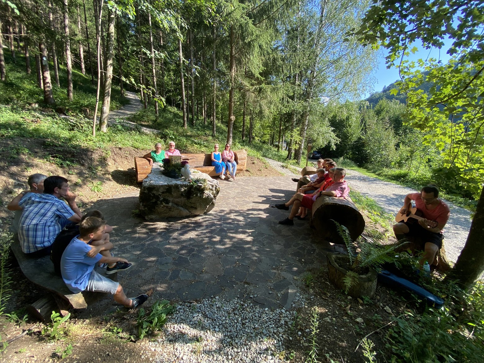  Pielachtaler Naturbestattungsanlage „Ruhewald Burgruine Rabenstein“